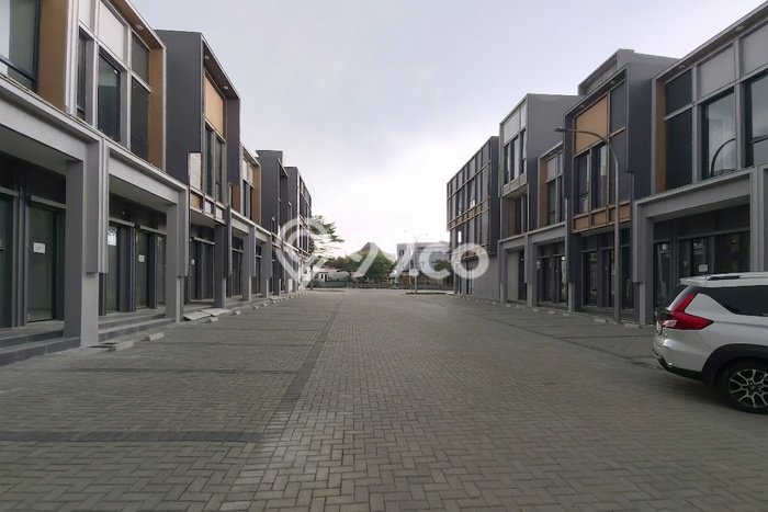 FOR RENT! Ruko di Kota Wisata Cocok untuk Bisnis 210m2 FOR RENT! Ruko di Kota Wisata Cocok untuk Bisnis 210m2