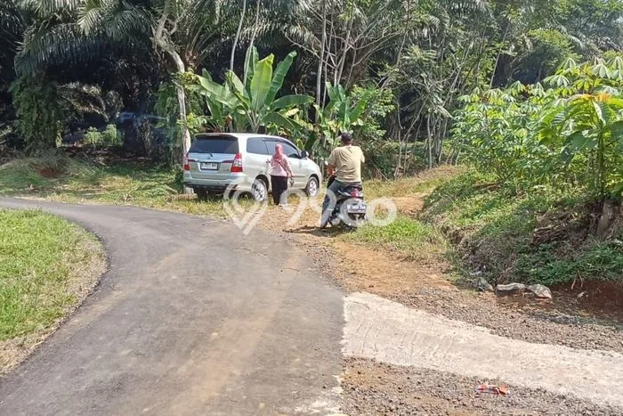 Tanah Strategis di Parakan Salak, Luas 4750m2m², Akses Parakan Salak, Sukabumi, Sukabumi Tanah Strategis di Parakan Salak, Luas 4750m2m², Akses Parakan Salak, Sukabumi, Sukabumi