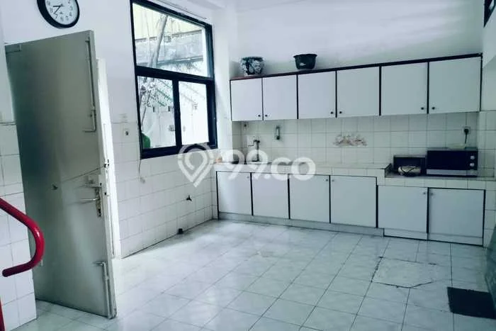 Komersial Usaha Dijual di Cibeunying Kidul Bandung LT 225m2 & LB 346m2 Komersial Usaha Dijual di Cibeunying Kidul Bandung LT 225m2 & LB 346m2