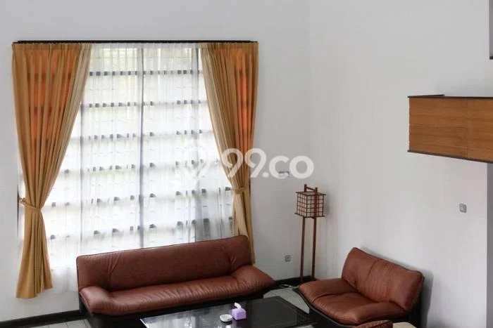 For Sale! Luxury House LT 680m2 Desain Modern di Cipaku For Sale! Luxury House LT 680m2 Desain Modern di Cipaku