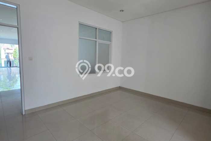 Ruko Dijual di Bandung LT 114m2 & LB 202m2 Lokasi Terbaik! Ruko Dijual di Bandung LT 114m2 & LB 202m2 Lokasi Terbaik!