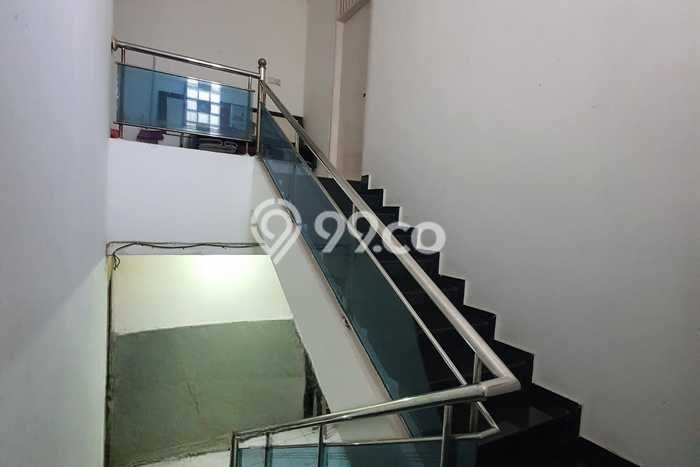 Rumah di Astanaanyar, LT 680m2m², LB 850m2m² Rumah di Astanaanyar, LT 680m2m², LB 850m2m²