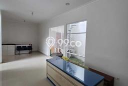 Rumah Mewah dengan Luas Tanah 200m2m² di Kawasan Elite Mekar Wangi, Bandung Rumah Mewah dengan Luas Tanah 200m2m² di Kawasan Elite Mekar Wangi, Bandung