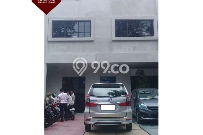 Ruko Kawasan Kebayoran Baru, Luas 301m2m², Posisi Jalan Utama Ruko Kawasan Kebayoran Baru, Luas 301m2m², Posisi Jalan Utama