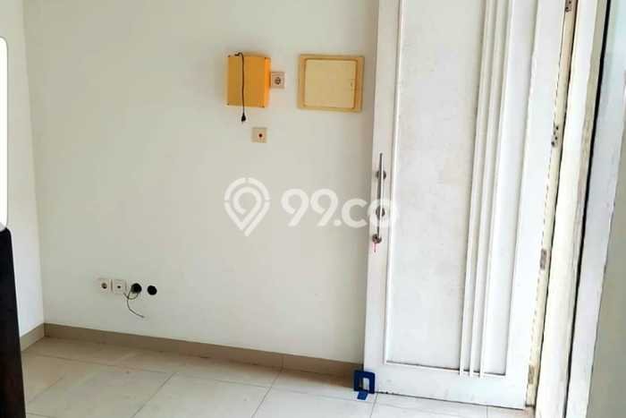 Rumah Luas Asri 3 KT Siap Pakai di BSD Residence One Tangerang Rumah Luas Asri 3 KT Siap Pakai di BSD Residence One Tangerang