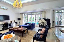 Rumah Elit Modern Siap Huni di Lebak Bulus Jakarta Selatan Rumah Elit Modern Siap Huni di Lebak Bulus Jakarta Selatan