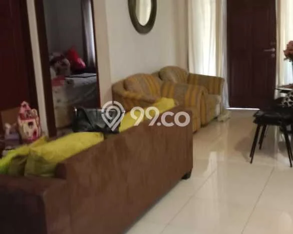 Rumah Modern 3 KT di Raffles Hills Jakarta Timur Semi Furnished Rumah Modern 3 KT di Raffles Hills Jakarta Timur Semi Furnished