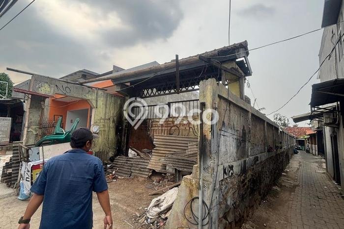 Kavling Tanah untuk Dijual di Bintaro, Tangerang Selatan, Luas 721m2 Kavling Tanah untuk Dijual di Bintaro, Tangerang Selatan, Luas 721m2