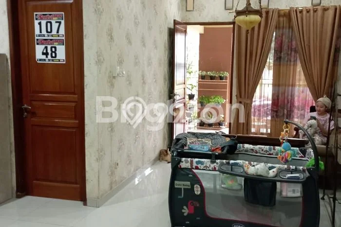 Rumah Elit Modern Tanpa Renovasi di Kedoya Jakarta Barat Rumah Elit Modern Tanpa Renovasi di Kedoya Jakarta Barat