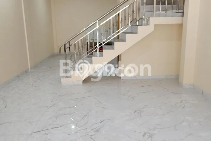 Dijual Rumah Mewah Elegan Dengan View Cantik di Jelambar, Jakarta Barat Dijual Rumah Mewah Elegan Dengan View Cantik di Jelambar, Jakarta Barat