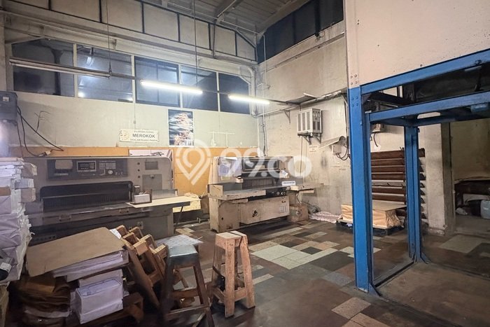 Pabrik Dijual di Prime Area Jakarta Utara Luas 1650m2 Pabrik Dijual di Prime Area Jakarta Utara Luas 1650m2