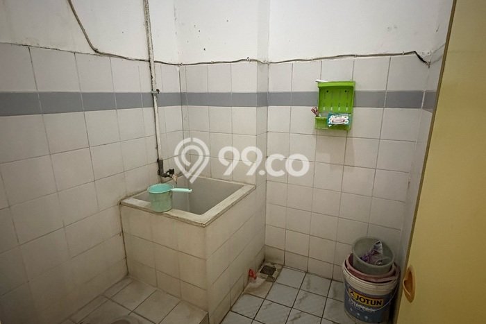 Jual Ruko Strategis di Pangeran Jayakarta, Luas 250m2m², Jalan Utama, Kawasan Komersial Jual Ruko Strategis di Pangeran Jayakarta, Luas 250m2m², Jalan Utama, Kawasan Komersial