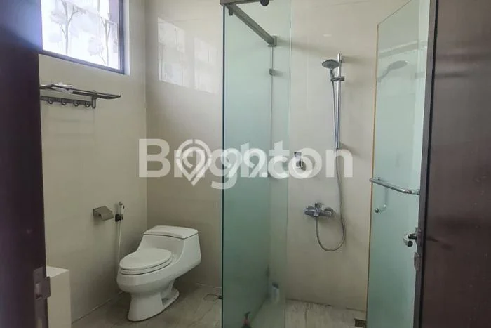 For Sale! Premium House LT 176m2 Desain Modern di Tubagus Angke For Sale! Premium House LT 176m2 Desain Modern di Tubagus Angke