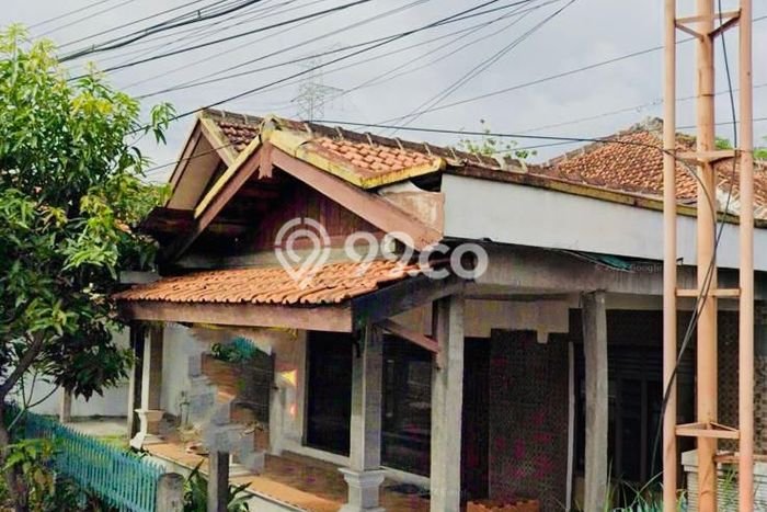 Dijual Hunian Rumah Terawat 5 Kamar di Ungaran, Semarang Dijual Hunian Rumah Terawat 5 Kamar di Ungaran, Semarang