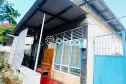 For Sale Rumah 3 Kamar Lokasi Ideal Nyaman dan Strategis di Semarang Tengah For Sale Rumah 3 Kamar Lokasi Ideal Nyaman dan Strategis di Semarang Tengah