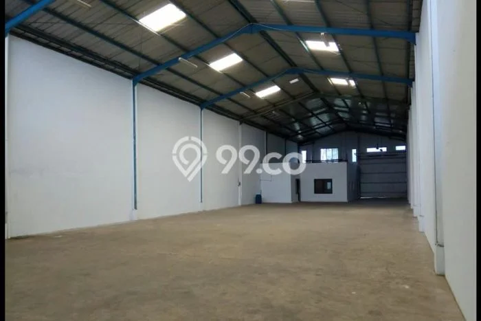 Unit Gudang Disewakan di Gading Serpong di Area Ramai & Strategis Unit Gudang Disewakan di Gading Serpong di Area Ramai & Strategis