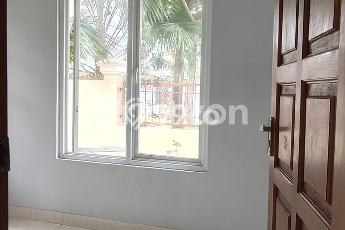 Jual Rumah Modern 3 KT di Gading Serpong, Tangerang Jual Rumah Modern 3 KT di Gading Serpong, Tangerang