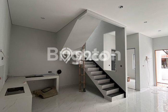 Jual Rumah Eksklusif 3 KT di Gading Serpong, Tangerang Jual Rumah Eksklusif 3 KT di Gading Serpong, Tangerang