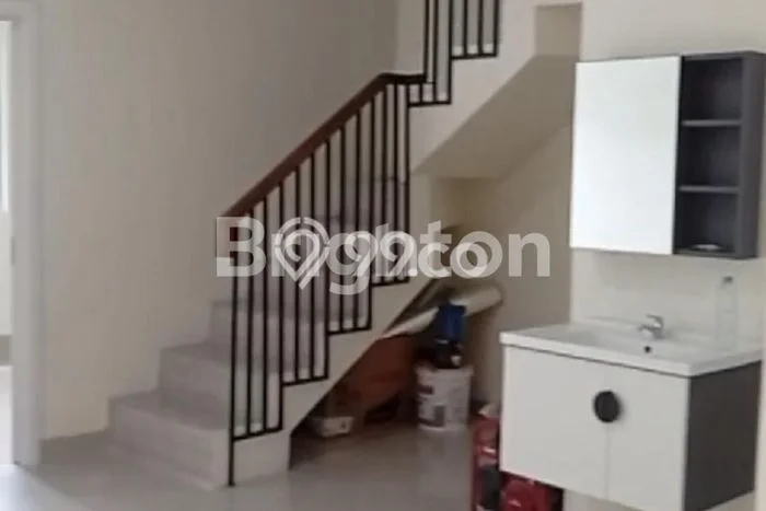 Rumah Luas Asri 3 KT Siap Pakai di Gading Serpong Tangerang Rumah Luas Asri 3 KT Siap Pakai di Gading Serpong Tangerang