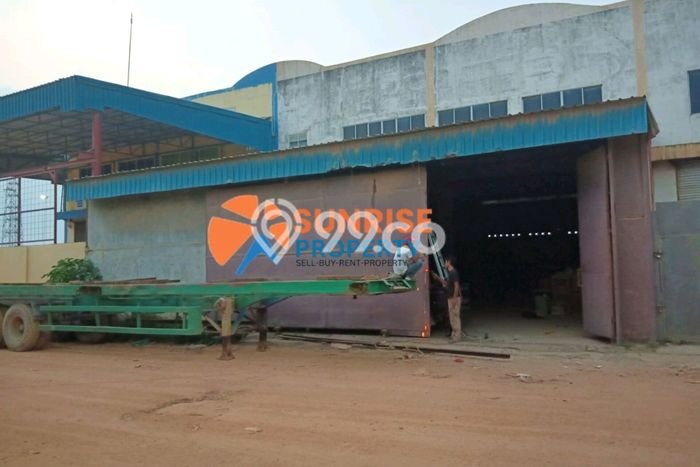 Unit Gudang disewakan di Batu Ampar Batam dengan LT 1080m2 / LB 880m2 Unit Gudang disewakan di Batu Ampar Batam dengan LT 1080m2 / LB 880m2