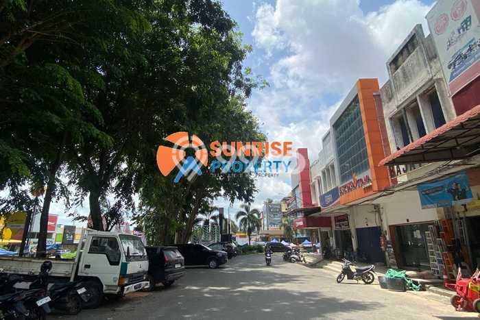 Ruko Usaha Dijual di Batam Kota Batam LT 90m2 & LB 270m2 Ruko Usaha Dijual di Batam Kota Batam LT 90m2 & LB 270m2