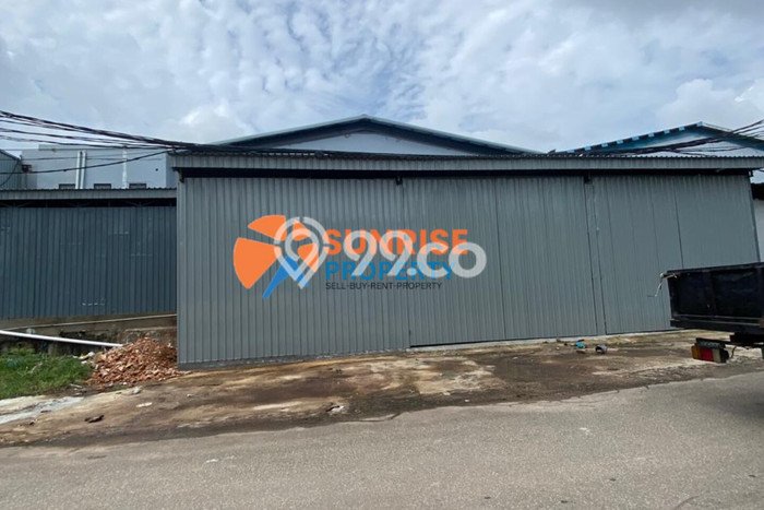 AREA BISNIS! Gudang di Batam Centre, Luas 1000m², Jalan Utama AREA BISNIS! Gudang di Batam Centre, Luas 1000m², Jalan Utama