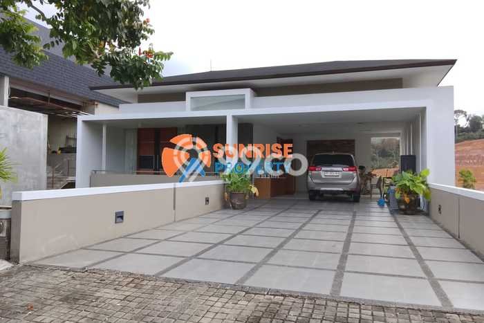 Hunian Mewah LB 360m2 Siap Pakai Desain Elegan di Tiban, Batam Hunian Mewah LB 360m2 Siap Pakai Desain Elegan di Tiban, Batam