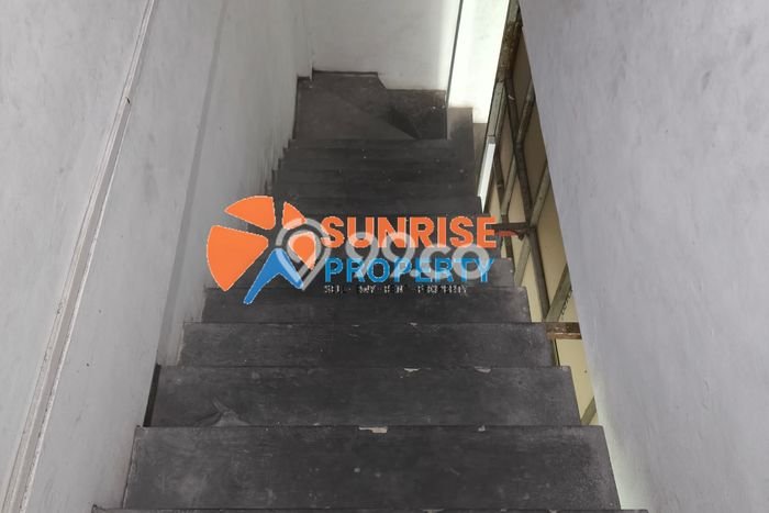 FOR RENT! Ruko di Batam Centre Cocok untuk Bisnis 225m2 FOR RENT! Ruko di Batam Centre Cocok untuk Bisnis 225m2