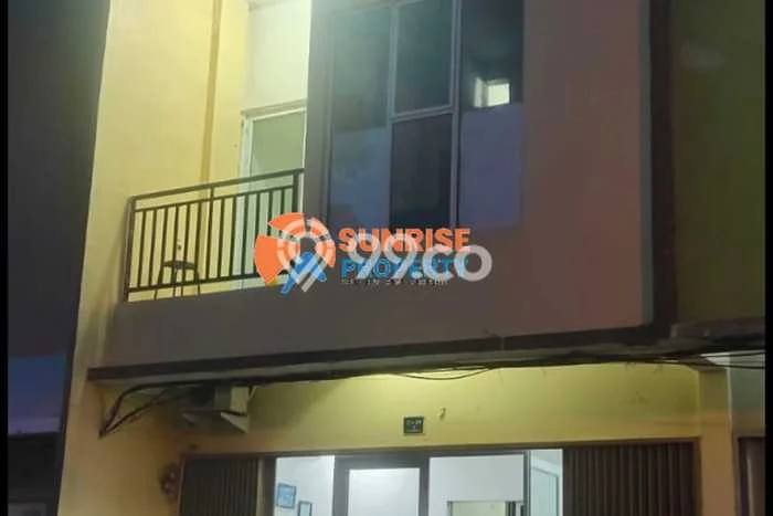Unit Ruko Dijual di Batam LT 100m2 & LB 200m2 Unit Ruko Dijual di Batam LT 100m2 & LB 200m2