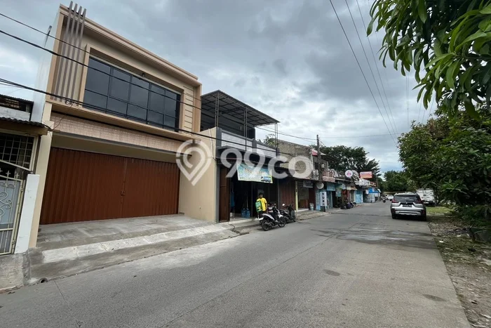 Ruko Bagus Dijual LB 168m2 Lokasi Strategis Tangerang Area Cocok untuk Berbisnis Ruko Bagus Dijual LB 168m2 Lokasi Strategis Tangerang Area Cocok untuk Berbisnis