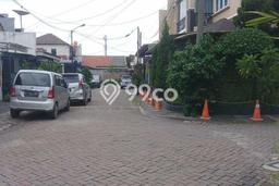 Jual Rumah Eksklusif 3 KT di Duta Garden, Tangerang Jual Rumah Eksklusif 3 KT di Duta Garden, Tangerang