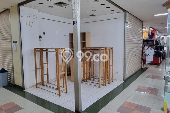 Komersial Dijual di Jakarta Selatan LT 7m2 & LB 8m2 Lokasi Terbaik! Komersial Dijual di Jakarta Selatan LT 7m2 & LB 8m2 Lokasi Terbaik!