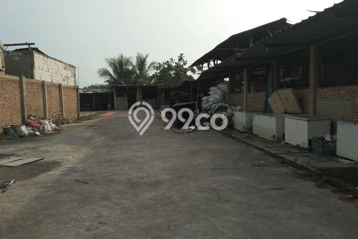 Pabrik Dijual di Karawang Barat Karawang dengan Luas Bangunan 870m2 Pabrik Dijual di Karawang Barat Karawang dengan Luas Bangunan 870m2
