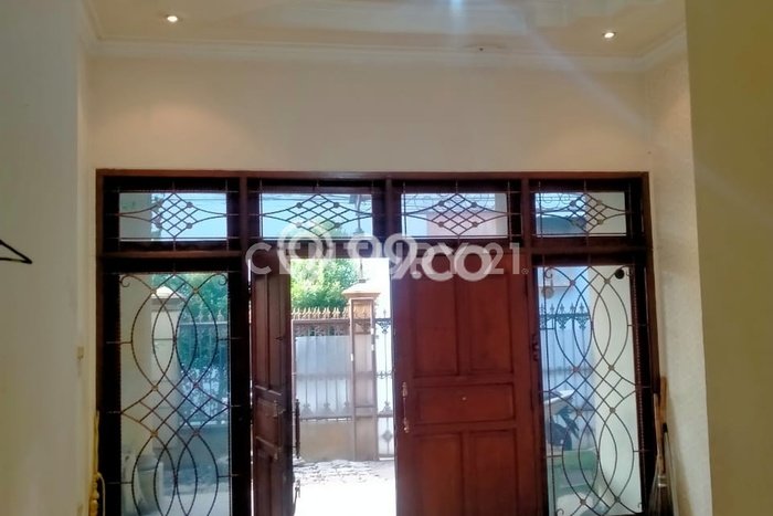 Rumah Modern 4 KT LT 300m2 di Cijantung Rumah Modern 4 KT LT 300m2 di Cijantung