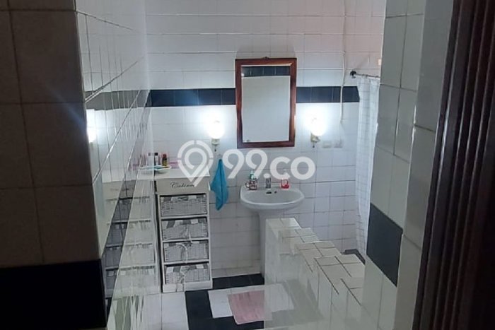 Dijual Rumah Premium dengan Fasilitas Sekitar Lengkap di Menteng, Jakarta Pusat Dijual Rumah Premium dengan Fasilitas Sekitar Lengkap di Menteng, Jakarta Pusat