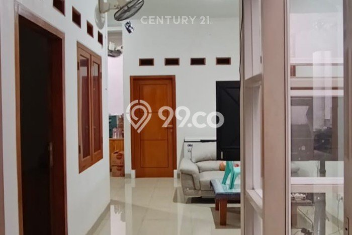 Hunian Mewah LB 98m2 Siap Pakai Desain Elegan di Utan Kayu, Jakarta Timur Hunian Mewah LB 98m2 Siap Pakai Desain Elegan di Utan Kayu, Jakarta Timur