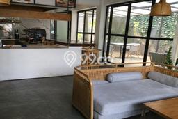 Unit Ruko Dijual di Jakarta Selatan LT 170m2 & LB 450m2 Unit Ruko Dijual di Jakarta Selatan LT 170m2 & LB 450m2