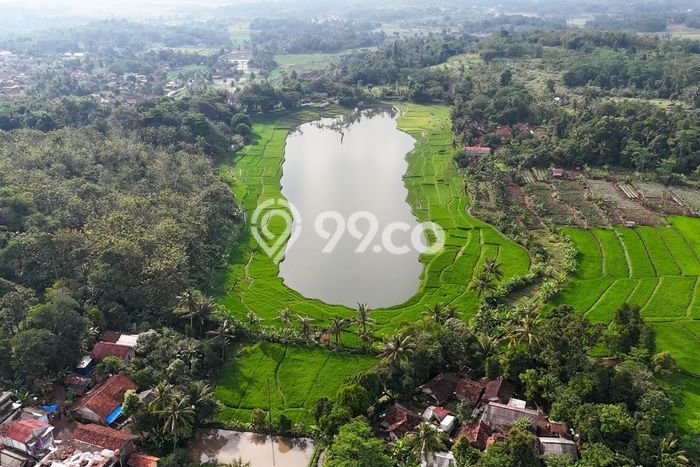 Tanah Dijual Lokasi Cilaku, Cianjur dengan Luas Tanah 192000m2 dan Status - Tanah Dijual Lokasi Cilaku, Cianjur dengan Luas Tanah 192000m2 dan Status -