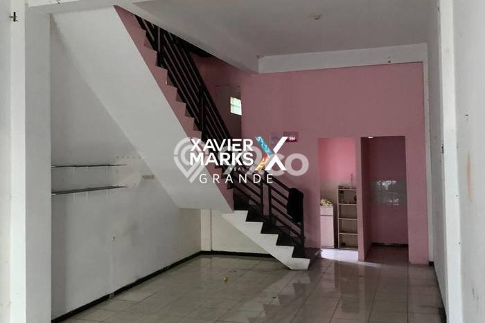 Unit Ruko Dijual di Lowokwaru Malang Luas Tanah 76m2, Luas Bangunan 104m2 Unit Ruko Dijual di Lowokwaru Malang Luas Tanah 76m2, Luas Bangunan 104m2