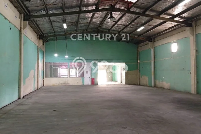 Gudang Disewa di Bekasi dengan LB 580m2 Area Komersial Ramai Gudang Disewa di Bekasi dengan LB 580m2 Area Komersial Ramai