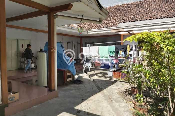 HARGA SPECIAL! Rumah Strategis lokasi Bandung Kota, LT 518m² Bangunan 300m² HARGA SPECIAL! Rumah Strategis lokasi Bandung Kota, LT 518m² Bangunan 300m²