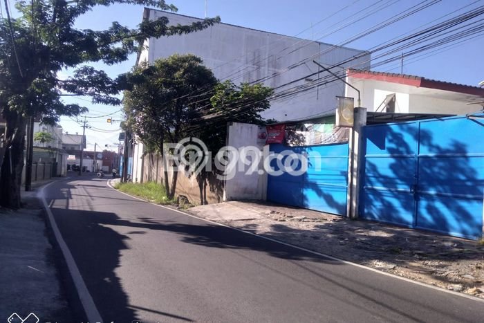 Gudang Bagus Dijual LB 500m2 Lokasi Strategis Malang Area Cocok untuk Berbisnis Gudang Bagus Dijual LB 500m2 Lokasi Strategis Malang Area Cocok untuk Berbisnis