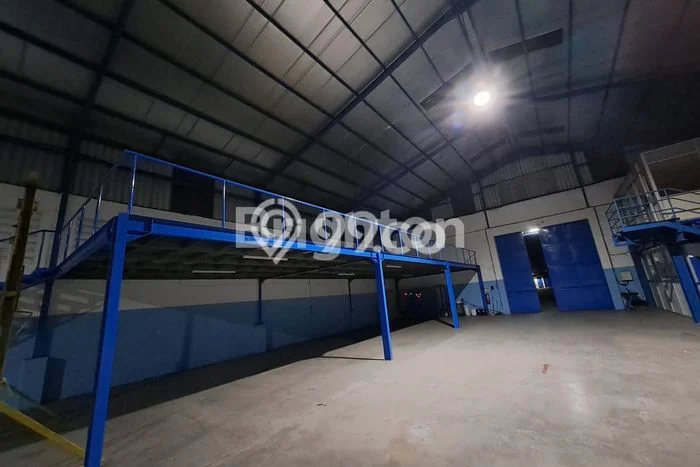 Gudang Dijual Lokasi Stratagis di Gadingrejo Pasuruan Cocok untuk Bisnis Gudang Dijual Lokasi Stratagis di Gadingrejo Pasuruan Cocok untuk Bisnis