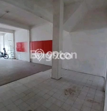 Unit Komersial Disewakan di Malang Area Strategis Harga Kompetitif Unit Komersial Disewakan di Malang Area Strategis Harga Kompetitif