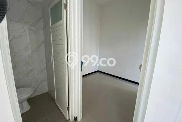 Rumah Dengan Harga Terbaik 2 Kamar Tidur Lokasi Strategis di Jantung Kota , Malang Rumah Dengan Harga Terbaik 2 Kamar Tidur Lokasi Strategis di Jantung Kota , Malang
