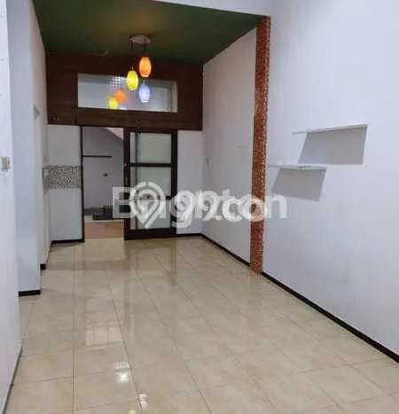 Rumah Disewakan Malang LT 85m2 LB 120m2 Area Tidar Rumah Disewakan Malang LT 85m2 LB 120m2 Area Tidar