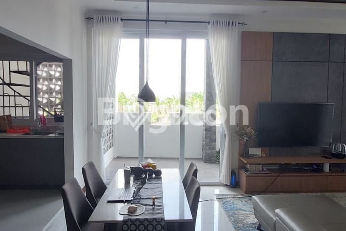 Siap Huni Hunian Elit 3 Kamar di Villa Puncak Tidar Dekat ke Mana Pun Siap Huni Hunian Elit 3 Kamar di Villa Puncak Tidar Dekat ke Mana Pun