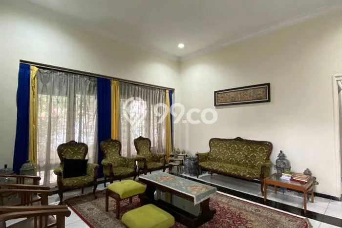 Rumah Bagus Siap Huni Di Klojen Luas 450m2 Lokasi Strategis Rumah Bagus Siap Huni Di Klojen Luas 450m2 Lokasi Strategis