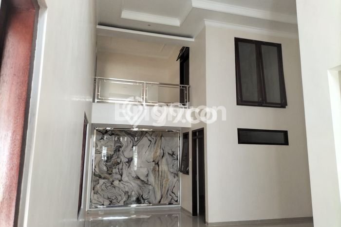 Rumah Luas Asri 4 KT Siap Huni di Araya Malang Rumah Luas Asri 4 KT Siap Huni di Araya Malang
