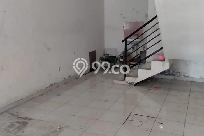 KEUNTUNGAN BERLIPAT! Ruko di Tembalang, Luas 95m², Area Komersial KEUNTUNGAN BERLIPAT! Ruko di Tembalang, Luas 95m², Area Komersial